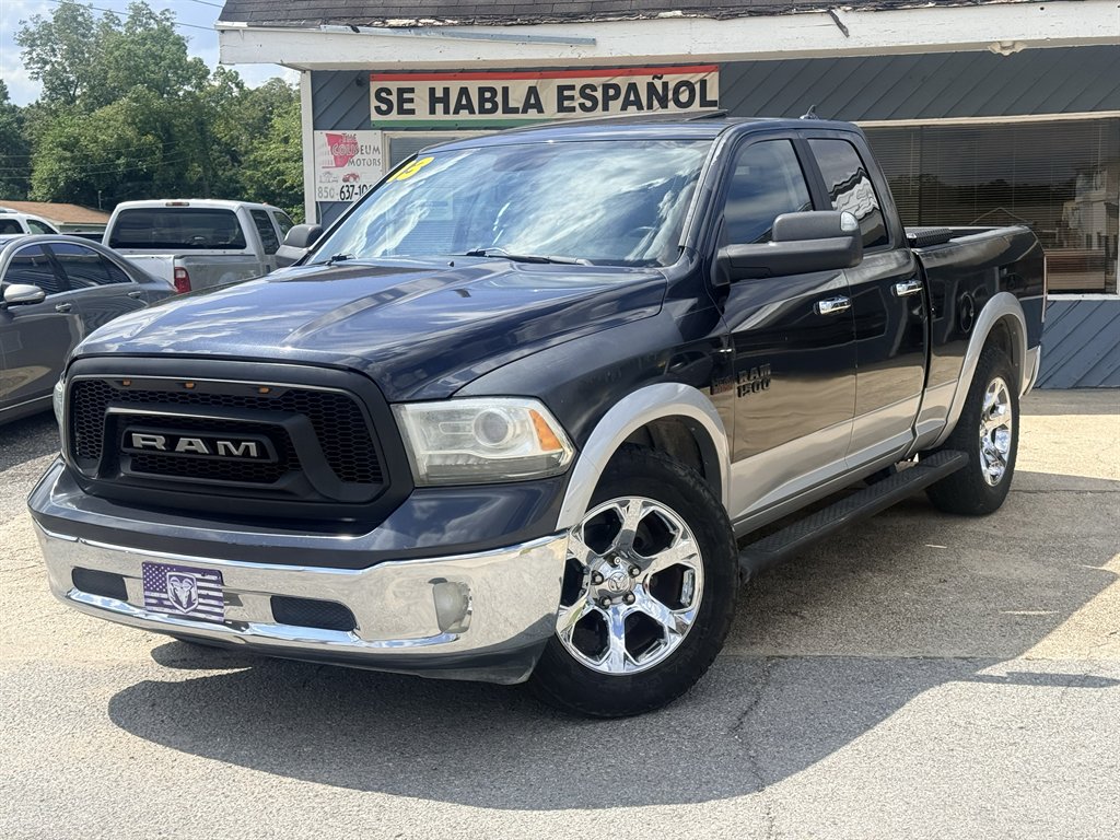 2013 RAM 1500 Pickup Laramie